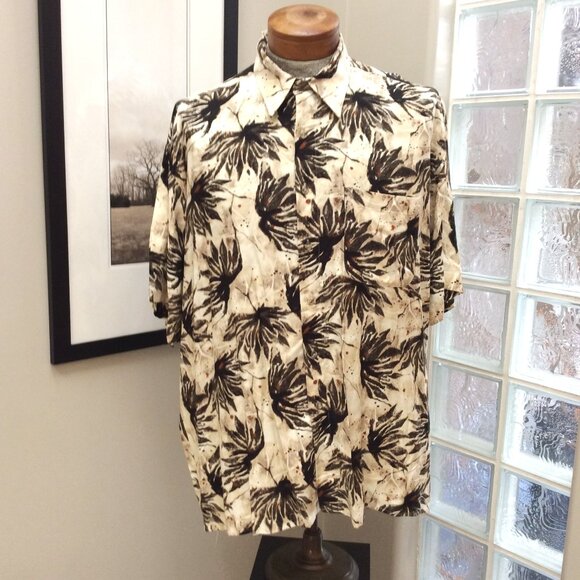 J Ferrar Print Men's Short Sleeve Shirt Size XL, Like New - Picture 1 of 2